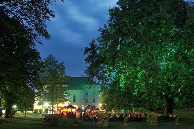 SCHLOSSPARK
